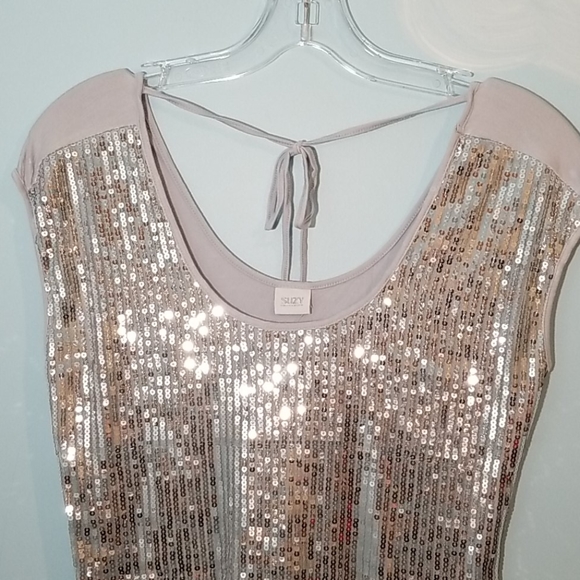Suzy Shier gray sequin top large NWT - Picture 2 of 8